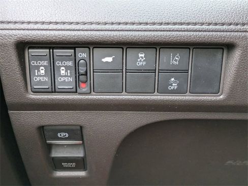 Used 2018 Honda Odyssey EX-L image 29