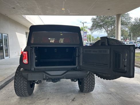 Used 2024 Ford Bronco Black Diamond image 39