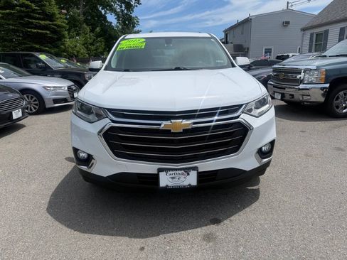 Used 2018 Chevrolet Traverse LT w/ LPO, Floor Liner Package AWD/4WD image 2