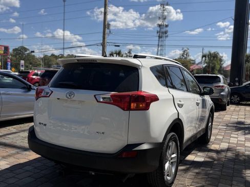 Used 2014 Toyota RAV4 XLE image 5
