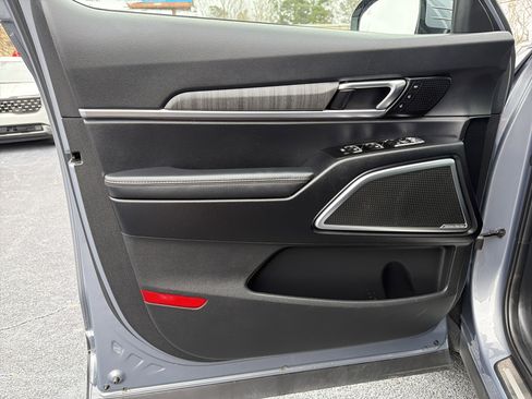 Used 2024 Kia Telluride SX Prestige image 10