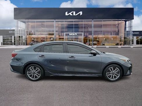 Certified 2023 Kia Forte GT-Line w/ GT-Line Technology Package FWD image 7