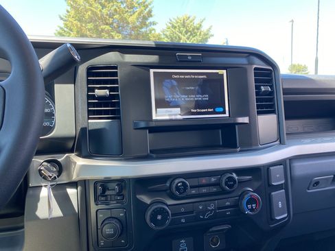 New 2026 Ford F250 XL w/ XL Off-Road Package AWD/4WD image 10