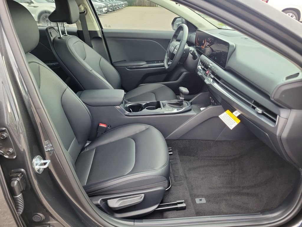 New 2026 Kia K4 EX FWD image 7