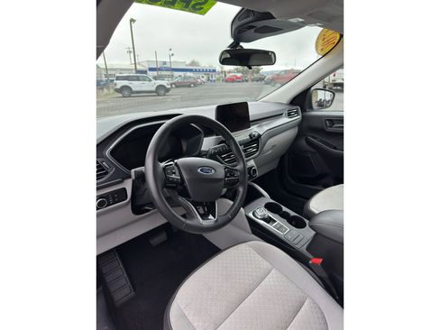 Used 2023 Ford Escape Active image 7