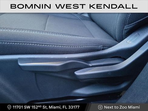 Used 2026 Chevrolet Equinox EV LT image 12