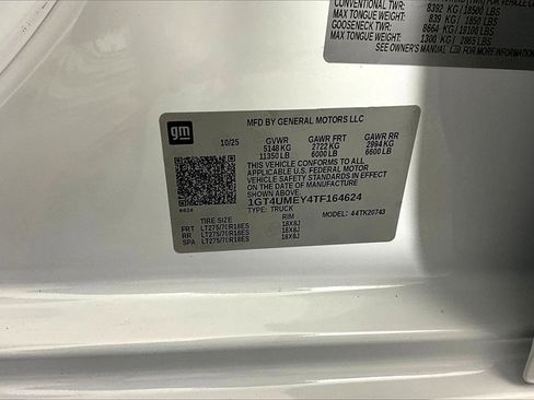 New 2026 GMC Sierra 2500 SLE w/ SLE Value Package; image 9