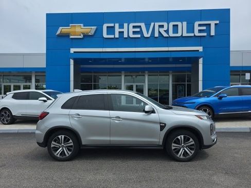 Used 2024 Mitsubishi Outlander Sport AWD image 3