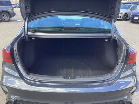 Used 2023 Kia Forte LXS image 8