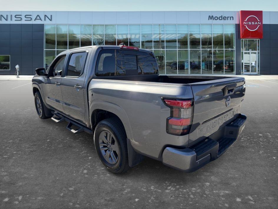 Used 2025 Nissan Frontier SV AWD/4WD image 10