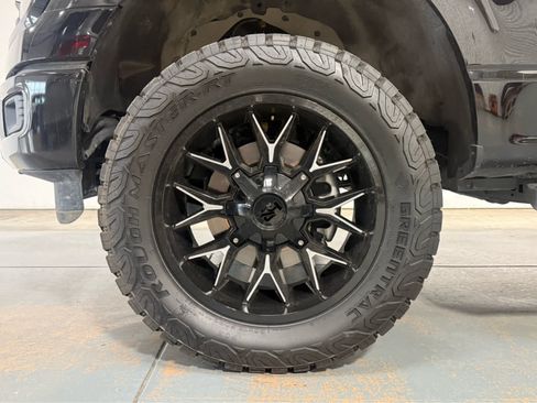 Used 2025 Ford F150 XLT w/ Equipment Group 301A Standard AWD/4WD image 8