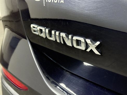 Used 2021 Chevrolet Equinox LS w/ LS Convenience Package image 12