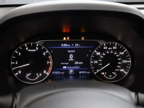 Used 2024 Nissan Altima 2.5 SV image 15