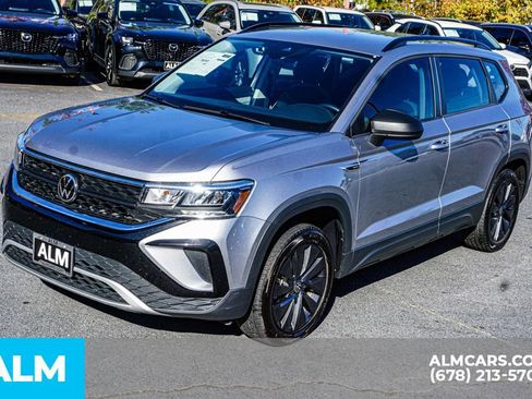 Used 2024 Volkswagen Taos S image 15