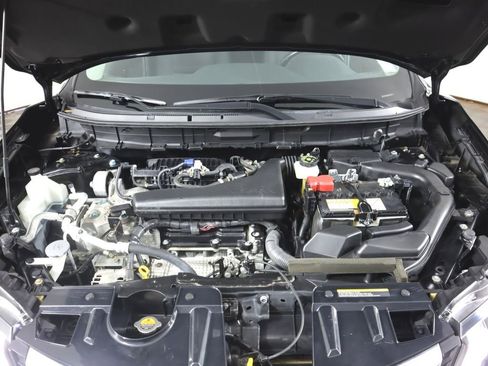 Certified 2020 Nissan Rogue SV image 20