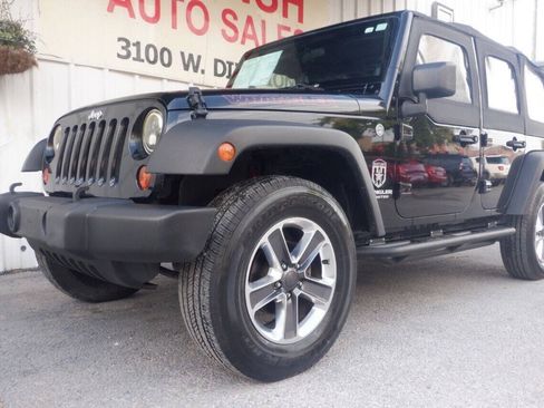 Used 2013 Jeep Wrangler Unlimited Sport w/ Trailer Tow Group AWD/4WD image 5