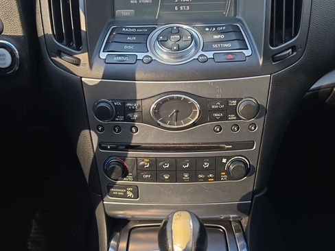 Used 2013 INFINITI G37 x Sedan w/ Premium Pkg AWD/4WD image 19