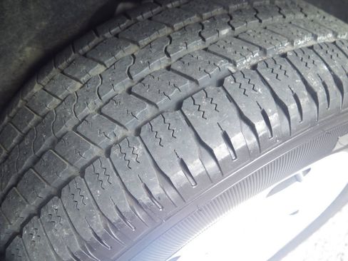 Used 2013 Jeep Grand Cherokee Laredo AWD/4WD image 22