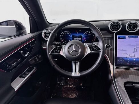 Used 2023 Mercedes-Benz GLC 300 w/ Exclusive Trim Package image 30