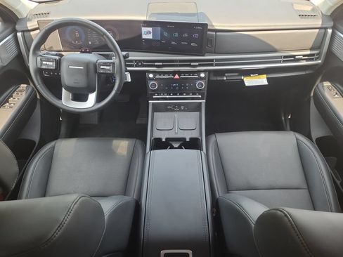 Used 2026 Hyundai Santa Fe SEL AWD/4WD image 10