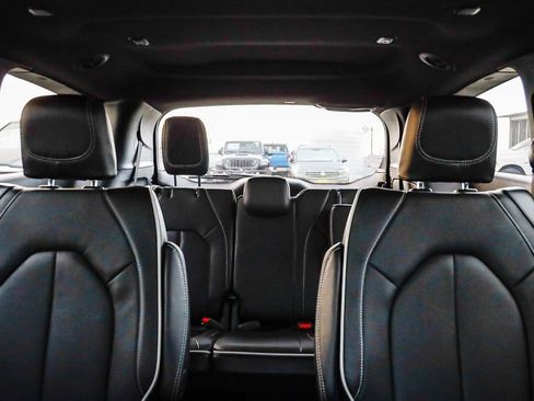 New 2026 Chrysler Pacifica Limited w/ S Appearance Package image 28