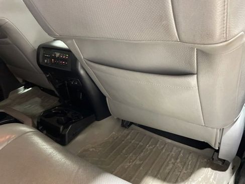 Used 2014 Toyota Sequoia Platinum image 58