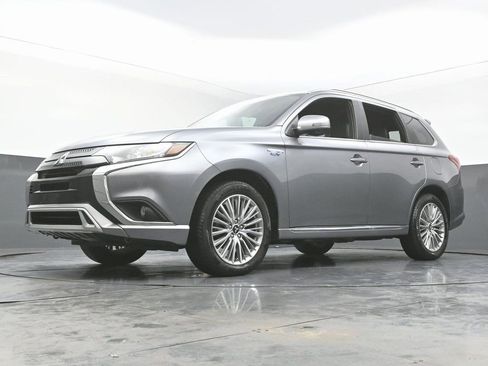 Used 2022 Mitsubishi Outlander SEL image 52