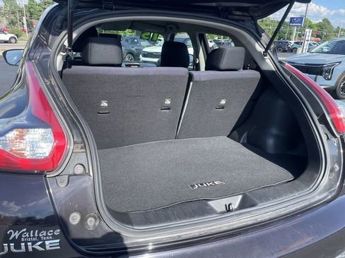 Used 2015 Nissan Juke S FWD image 32