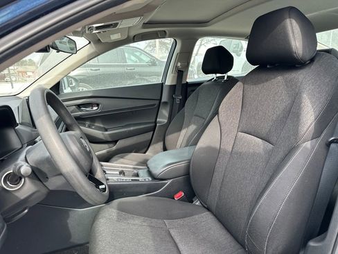 Used 2024 Honda Accord EX image 9