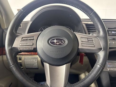 Used 2011 Subaru Outback 3.6R Limited w/ PWR Moonroof Pkg AWD/4WD image 18