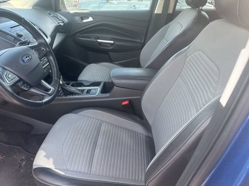 Used 2018 Ford Escape SE w/ SE Sport Appearance Package AWD/4WD image 15