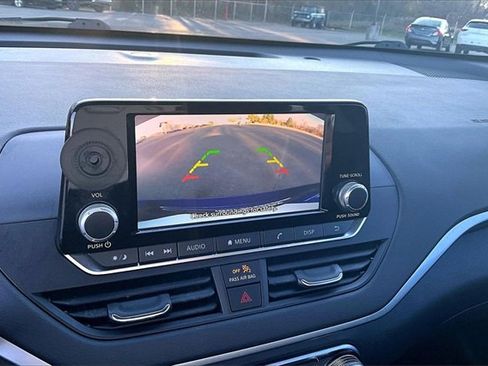 Used 2022 Nissan Altima 2.5 S image 13