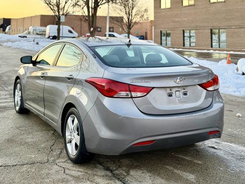 Used 2013 Hyundai Elantra GLS w/ Preferred Pkg image 6