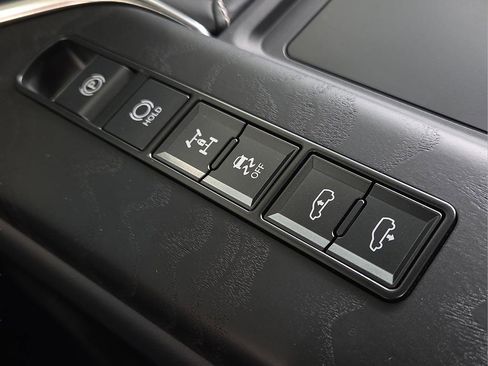 New 2026 Lexus LX 600 4WD w/ Luxury Package image 22
