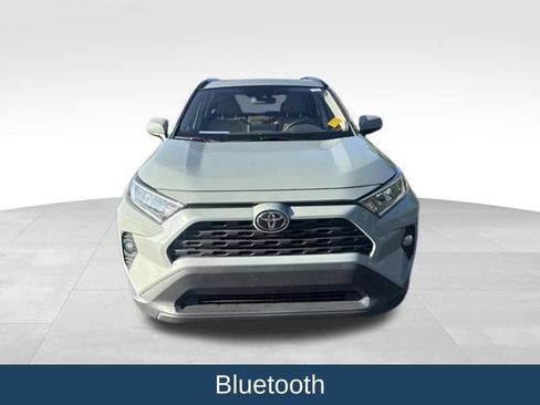 Used 2021 Toyota RAV4 XLE Premium FWD image 3