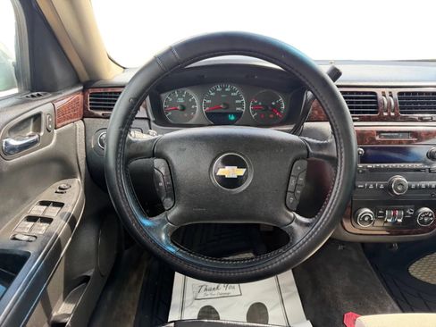Used 2012 Chevrolet Impala LT FWD image 13