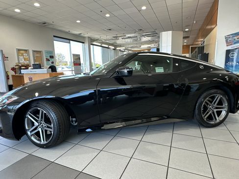 New 2026 Nissan Z Sport w/ Floor Mat Package RWD image 7
