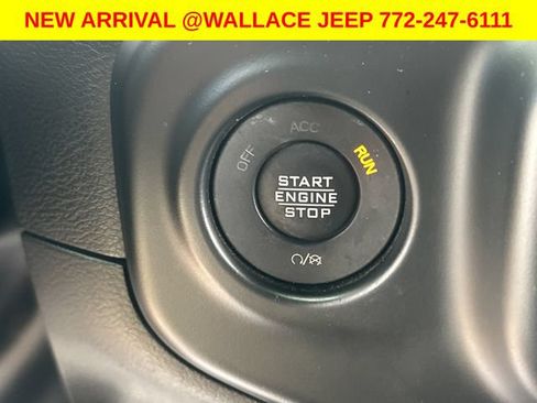 Used 2022 Jeep Wrangler Unlimited Rubicon 4xe w/ Steel Bumper Group AWD/4WD image 20