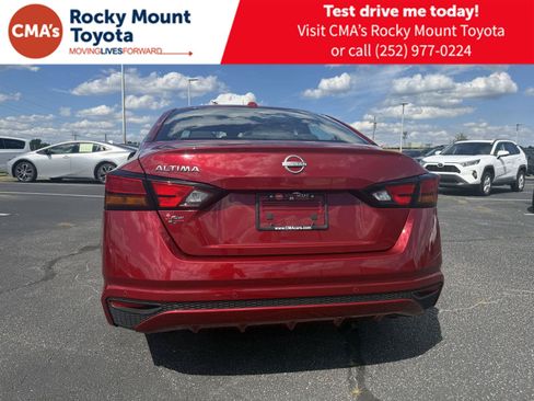 Used 2025 Nissan Altima 2.5 SV FWD image 6