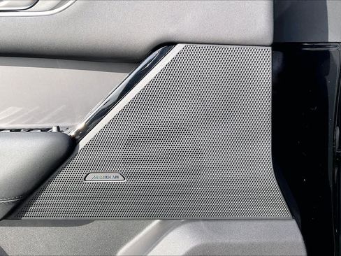 New 2026 Land Rover Range Rover Velar S image 21