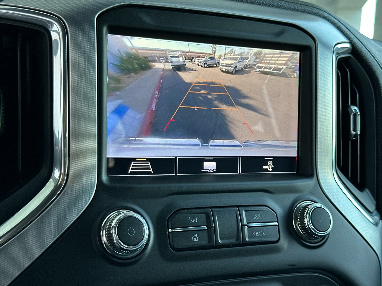 Used 2020 GMC Sierra 1500 SLE w/ SLE Convenience Package AWD/4WD image 18
