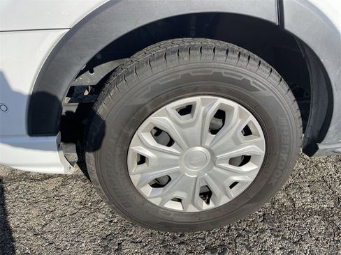 Used 2023 Ford Transit 350 XLT image 8