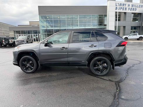 Used 2020 Toyota RAV4 XSE image 3