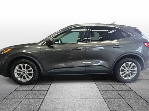Used 2020 Ford Escape SE FWD image 8