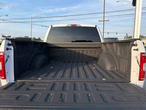 Used 2018 Ford F150 XLT w/ Equipment Group 302A Luxury AWD/4WD image 10