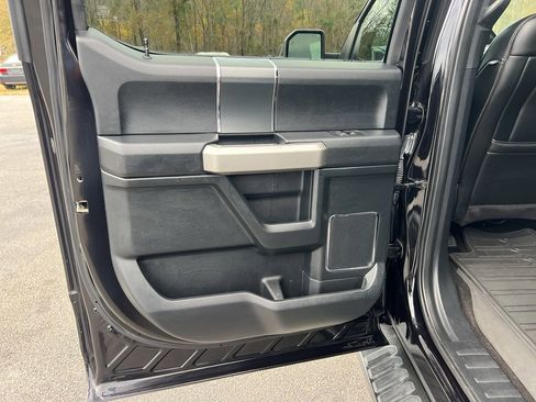 Used 2020 Ford F150 Lariat image 34