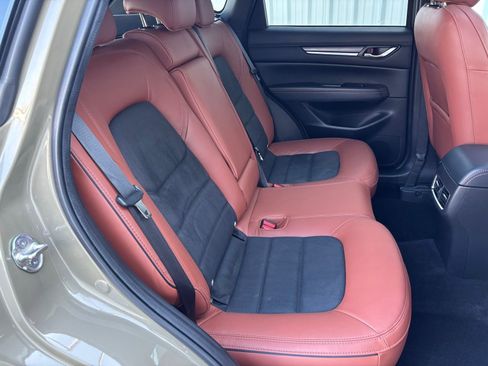 Certified 2024 MAZDA CX-5 Carbon Edition image 37