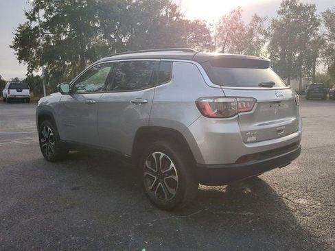 Used 2022 Jeep Compass Limited image 6