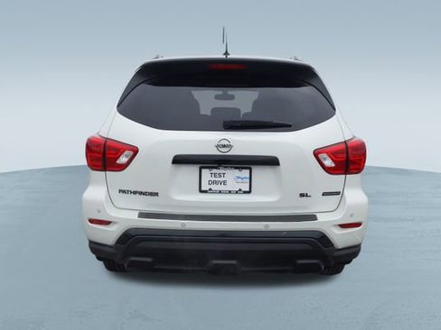Used 2018 Nissan Pathfinder SL w/ Midnight Edition Package image 7
