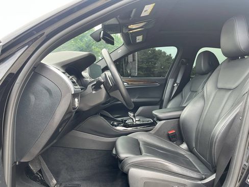 Used 2024 BMW X4 xDrive30i w/ Parking Assistance Package AWD/4WD image 16
